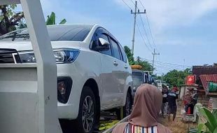 Kini Bisa Borong Mobil, Ternyata Dulu Warga Sumurgeneng Tuban Tolak Kilang Minyak