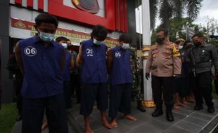 Polisi Identifikasi Otak Penggerak Gerombolan Bersajam Yang Mengacau Di Sondakan Solo