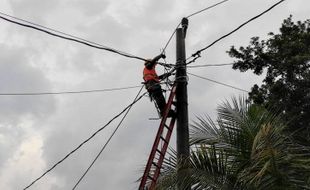 Cuaca Ekstrem, PLN Berhasil Normalkan Pasokan Listrik di Klaten, Boyolali, dan Kulonprogo