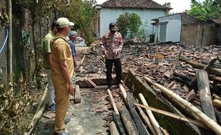 Diawali Ledakan, 2 Rumah di Gubug Grobogan Ludes Terbakar