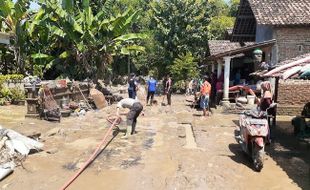 Banjir Bandang Terjang Magetan, 4 Ekor Kambing Ikut Hanyut