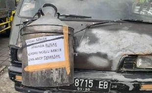 Pekerja & Pengusaha Hiburan Madiun Protes, Begini Respons Bupati...