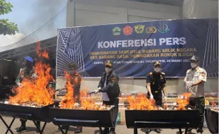 Bea Cukai Jateng-DIY Musnahkan Rokok Ilegal Senilai Rp21,85 Miliar