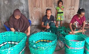 Pandemi Covid-19, Perajin Anyaman di Klaten Tetap Untung Lho