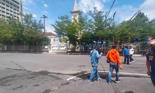 Jasad Pelaku Bom Bunuh Diri di Katedral Makassar Gandeng dengan Motor