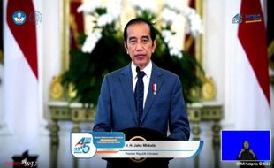 Peringatan Dies Natalis ke-45 UNS, Presiden Jokowi: Selamat Berkreasi dan Berinovasi