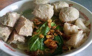 Produsen Bakso Ayam Tiren di Bantul Sehari Bikin 30 Kg