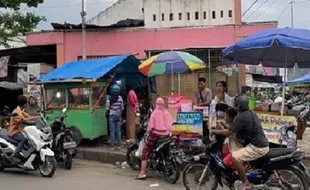 Pemkab Karanganyar Beri Kelonggaran kepada PKL Takjil