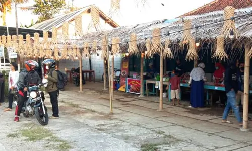 Takjil Pasar Ramadan Ringinputih Borobudur Padukan Aneka Kudapan