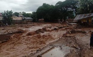 Korban Bencana NTT Butuh Bantuan Segera, Pemerintah Diminta Tetapkan KLB