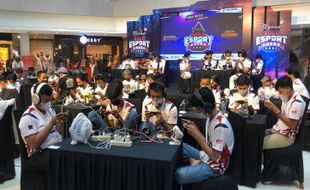 Totalitas Buru Gelar Juara, Para Pemain E-Sport DSEA Sampai Bawa Bedak Dan Kipas Angin