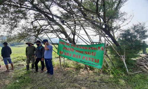 Tolak Tambang Pasir, Ratusan Warga Pesisir Bantul Gelar Demo