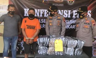 Ini Dia Warga Nganjuk yang Curi 5 Lusin Celana di Pasar Klewer Solo