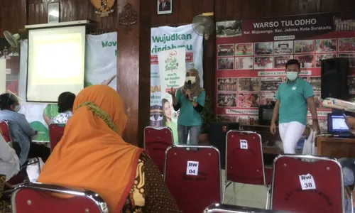 Ibu-Ibu Mojosongo Solo Ini Ungkap Alasannya Gabung Jadi Duta Sasa Santan, Ternyata...