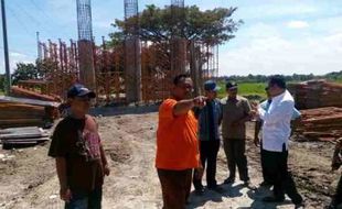 Kota Baru Industri di Perbatasan Sambungmacan dan Gondang