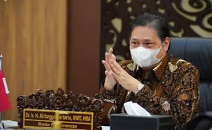 Cegah Biopolitik Vaksin, Menko Airlangga Ingatkan Pentingnya Vaccine Nationalism Dalam Negeri