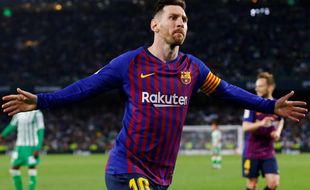 Terbang dari Barcelona, Messi Berlabuh ke PSG