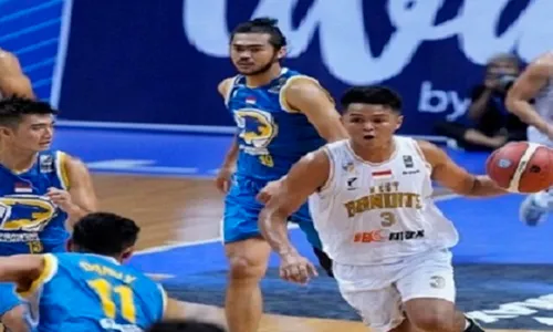 Singkirkan Prawira Bandung, West Bandits Solo ke Semifinal IBL 2021