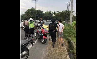 ABG Sopir Mobil Terobos Penyekatan Klaten Baru Setahun Bisa Nyetir