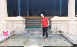 Masjid Agung & Balai Kota Solo Berbenah Selenggarakan Salat Idulfitri