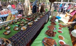 Pasar Bahulak Sragen Bakal Gelar Kirab Gunungan, Catat Harinya Lur