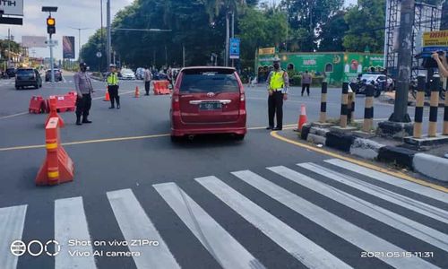 649 Kendaraan Berpelat Nomor Luar Daerah Terpaksa Putar Balik di Prambanan