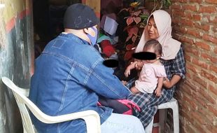 Ini Kisah Perjuangan Ibu Tunggal Punya 14 Anak di Pemalang