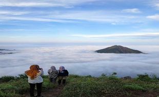 Menikmati Puncak Telomoyo Pengunjung Tak Harus Mendaki