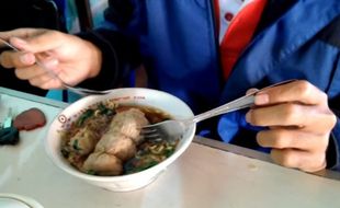 Bakso Pocong Klaten Dibuat Pedagang karena Suka Kisah Mistis