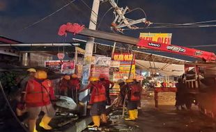 Hujan Deras di Semarang, PLN Gerak Cepat Atasi Gangguan Padam