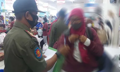 Razia Prokes, Tim Gabungan Pergoki 2 ASN Klaten Berbelanja Saat Jam Kerja