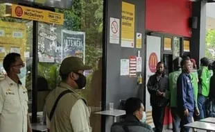 BTS Meal McD Sibukkan TNI & Polri