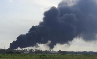 Kebakaran Kilang Pertamina Cilacap Padam Setelah 40 Jam