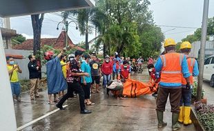 Tragis, Bocah Purwodadi Meninggal Tersetrum Tiang Penerangan Jalan