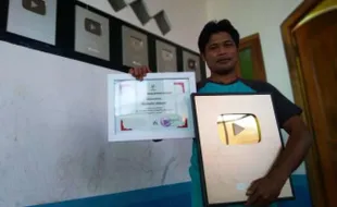 Siboen, Montir Bengkel Banyumas yang Tembus Gold Button Youtube