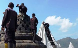 BKB Buka Terpal Setelah 7 Bulan Tutupi Stupa Candi Borobudur