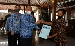 Pemerintah Dukung UMKM Banyumas dengan Dana Hibah