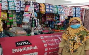 Kios Sempat Terbakar, Pedagang Jebres Solo Ini Bangkit dengan Mitra Bukalapak