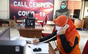 Ganjar Buat Call Center Covid-19, Layani Keluhan Masyarakat Soal Kesehatan 24 Jam