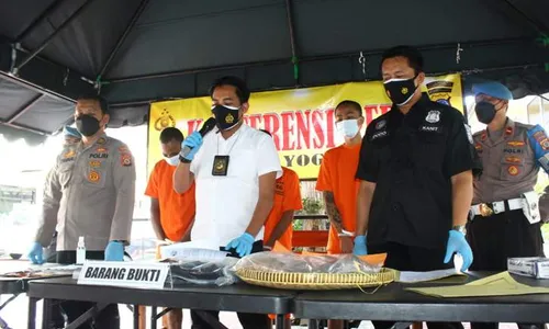 3 Mahasiswa Pengedar Ganja Ditangkap, 1,7 Kg Barang Bukti Disita