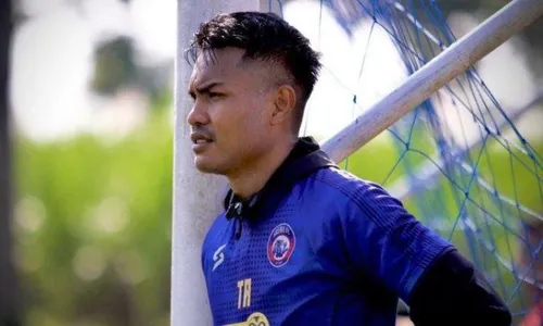 Hengkang dari Arema ke Sriwijaya FC, Ikhwan Batal Nostalgia di Stadion Manahan