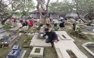 Buntut Kasus Perusakan Makam di Mojo Solo, Sekolah Bocah Terduga Pelaku Ditutup