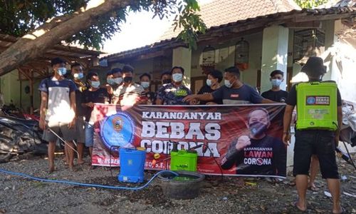 P4GN Lawu Karanganyar Bantu Karangtaruna Bolon Semprot Disinfektan