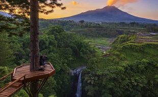 Misteri Bank Gaib di Gunung Merbabu, Pesugihan?