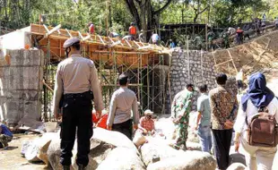 Dibangun Lewat Program TMMD, Jembatan Kucur Wonogiri Hampir Jadi Lur...