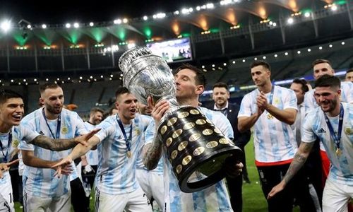 Akhirnya Raih Trofi Bersama Argentina, Lionel Messi Persembahkan untuk Diego Maradona