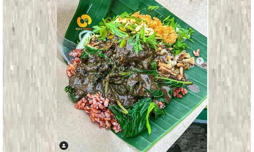 Bikin Ngiler! Nikmatnya Pecel Ndeso Khas Solo yang Kini Jarang Ditemui