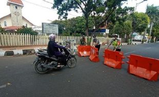 Terapkan PPKM Level 3, Penyekat Jalan ke Pusat Kota Kudus Dibuka