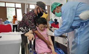 Jadi Prioritas, Penyandang Disabilitas Madiun Ikuti Vaksinasi Covid-19