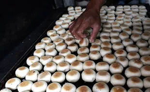 Produksi Bakpia Pathuk Yogyakarta Turun 90 Persen Akibat Pandemi